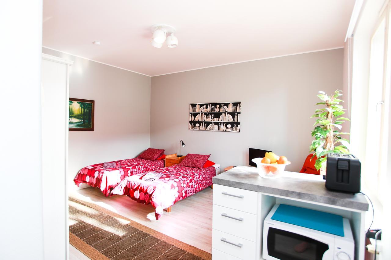 Cozy Studio Next To Bus Station Turku Exterior photo